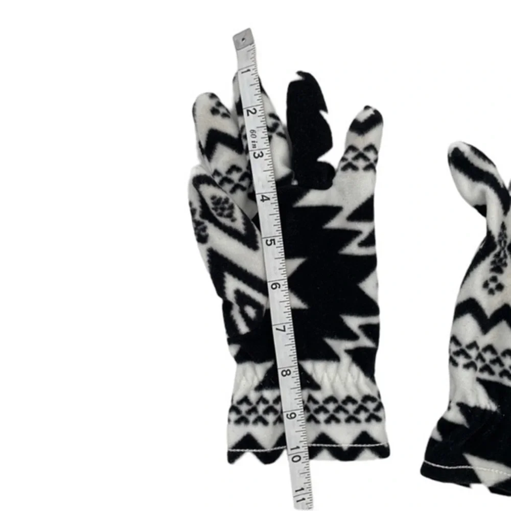 Old Navy Gloves